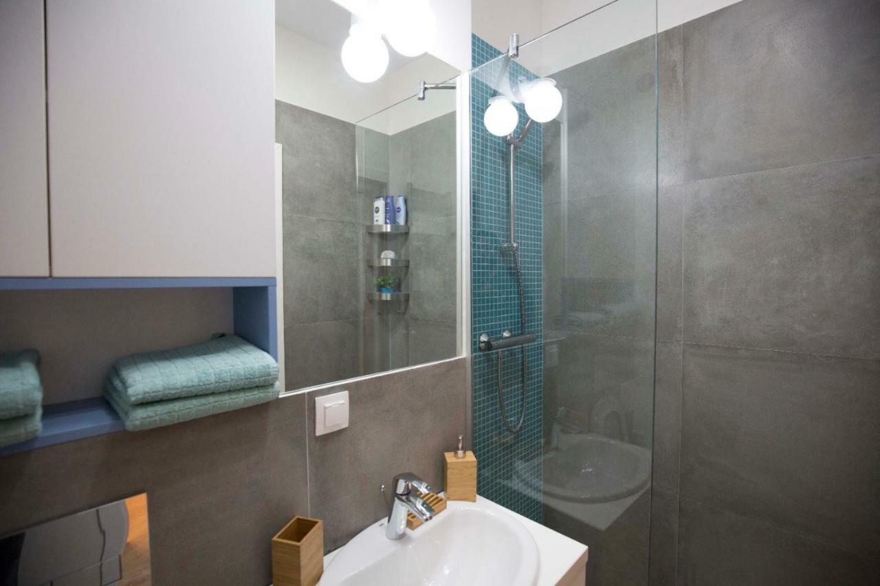 Ideal Apartment Bukares Bagian luar foto
